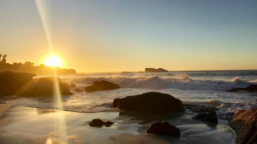 Clifton Beach (by Andries DuToit)